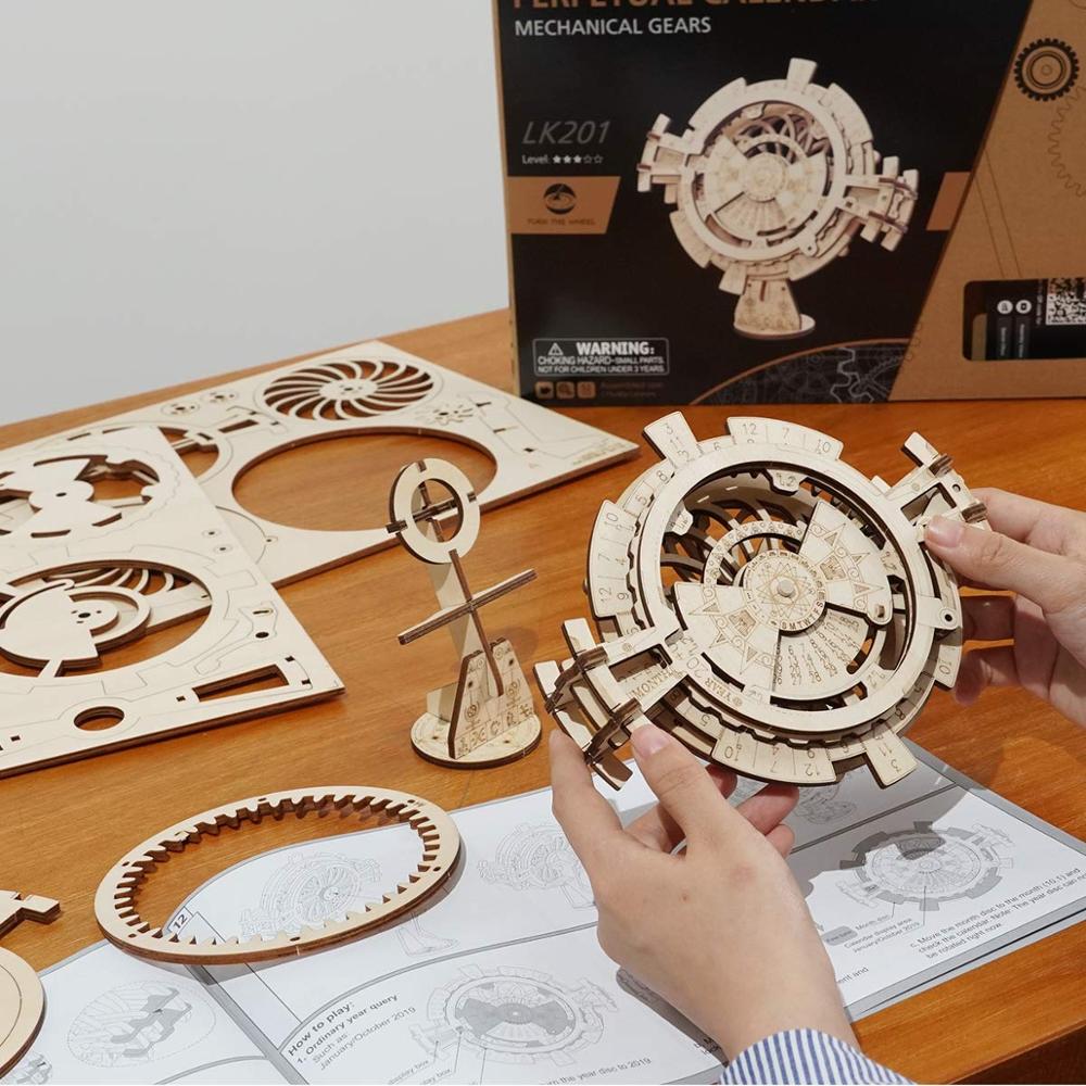 3D Wooden Calendar Model - Creative DIY Kit for Kids & Adults
