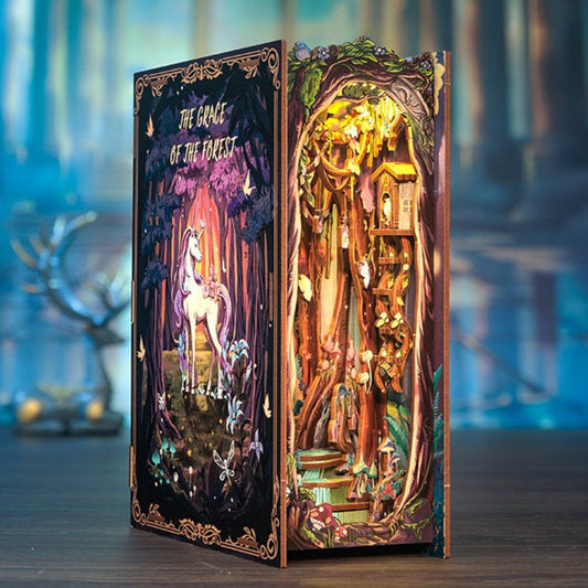 Grace of the Forest Book Nook Kit